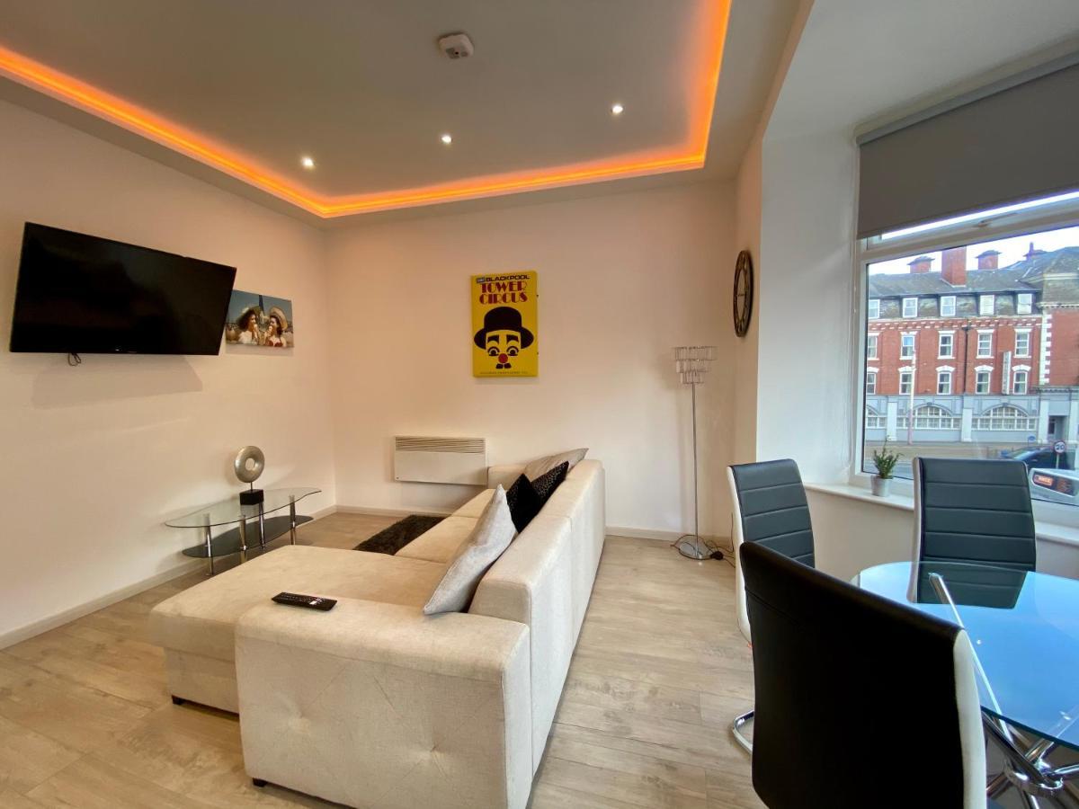 Princess Theatre Beach View Apartments By Blackpool Service Apartments Buitenkant foto